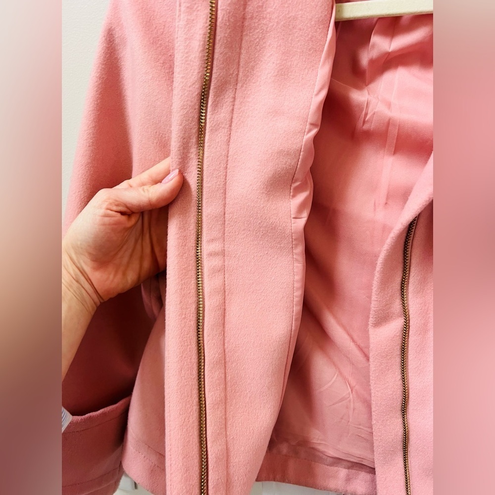 Beautiful size 0 Chico's coat in pink - Picture 5 of 7